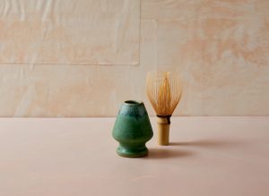 Bellocq-Green-Whisk-Holder-1 Midori Grey Naoshi (Matcha Whisk Holder)